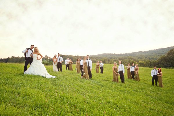 {15 Details Brides Often Forget} || The Pink Bride www.thepinkbride.com || Photo by Kadee's Approach Photography