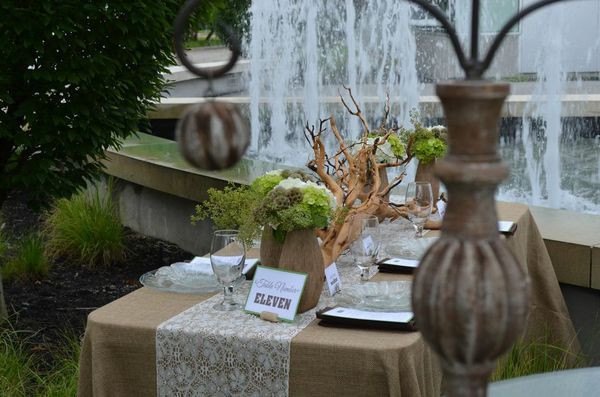 Rustic chic decor for Memphis wedding by Salt Style & Events | The Pink Bride {Why Hiring a Wedding Planner Isn’t Just a Splurge}
